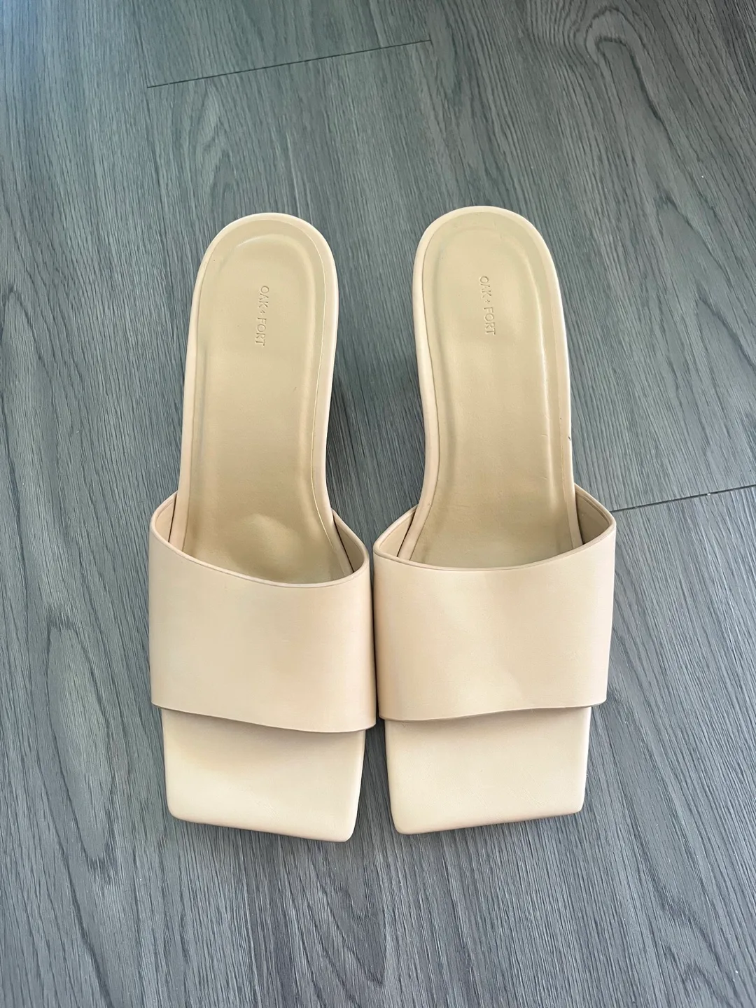 Oak + Fort Beige Heel Mules thumbnail