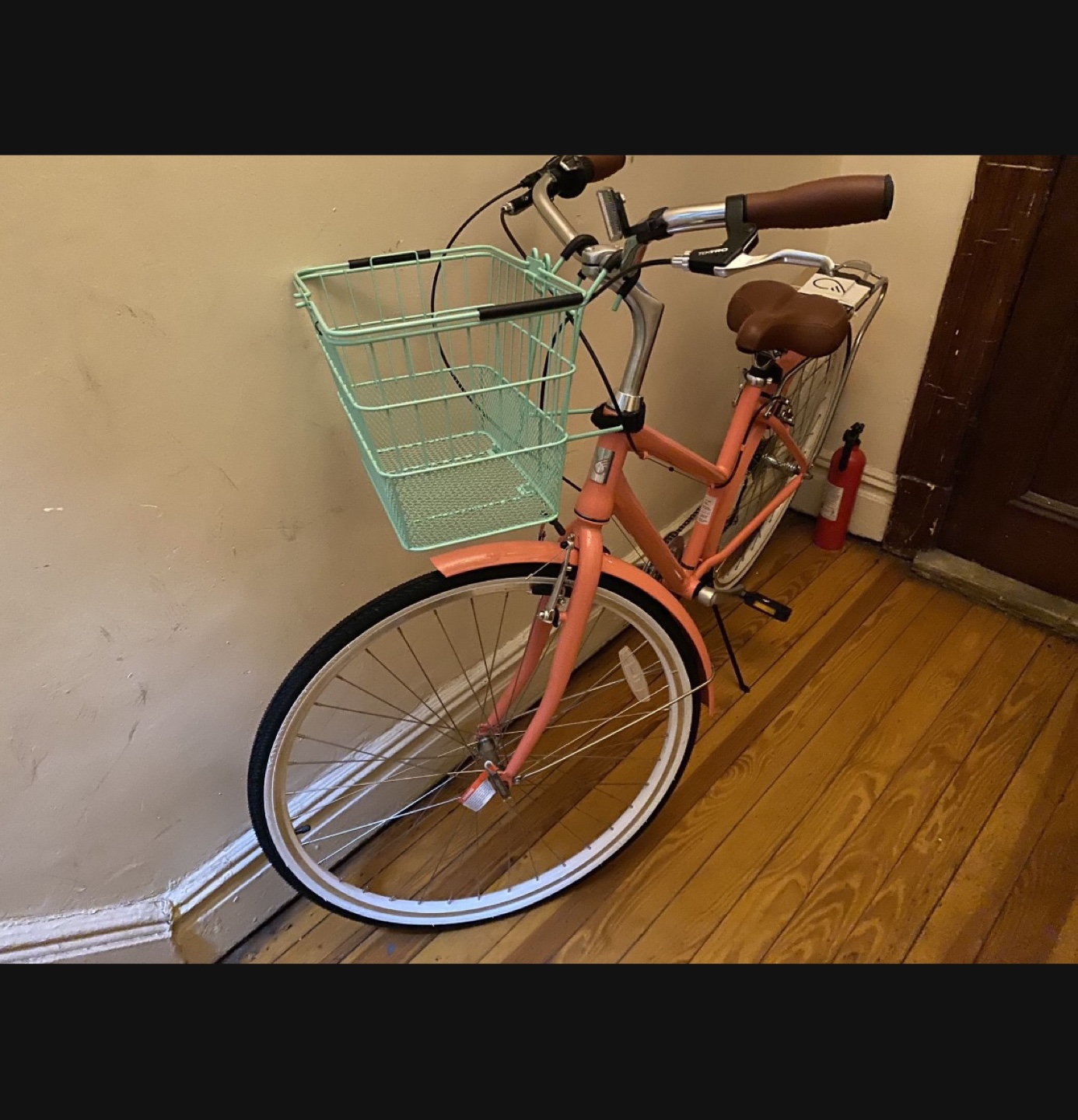 sixthreezero Explore Your Range Women's 7 Speed