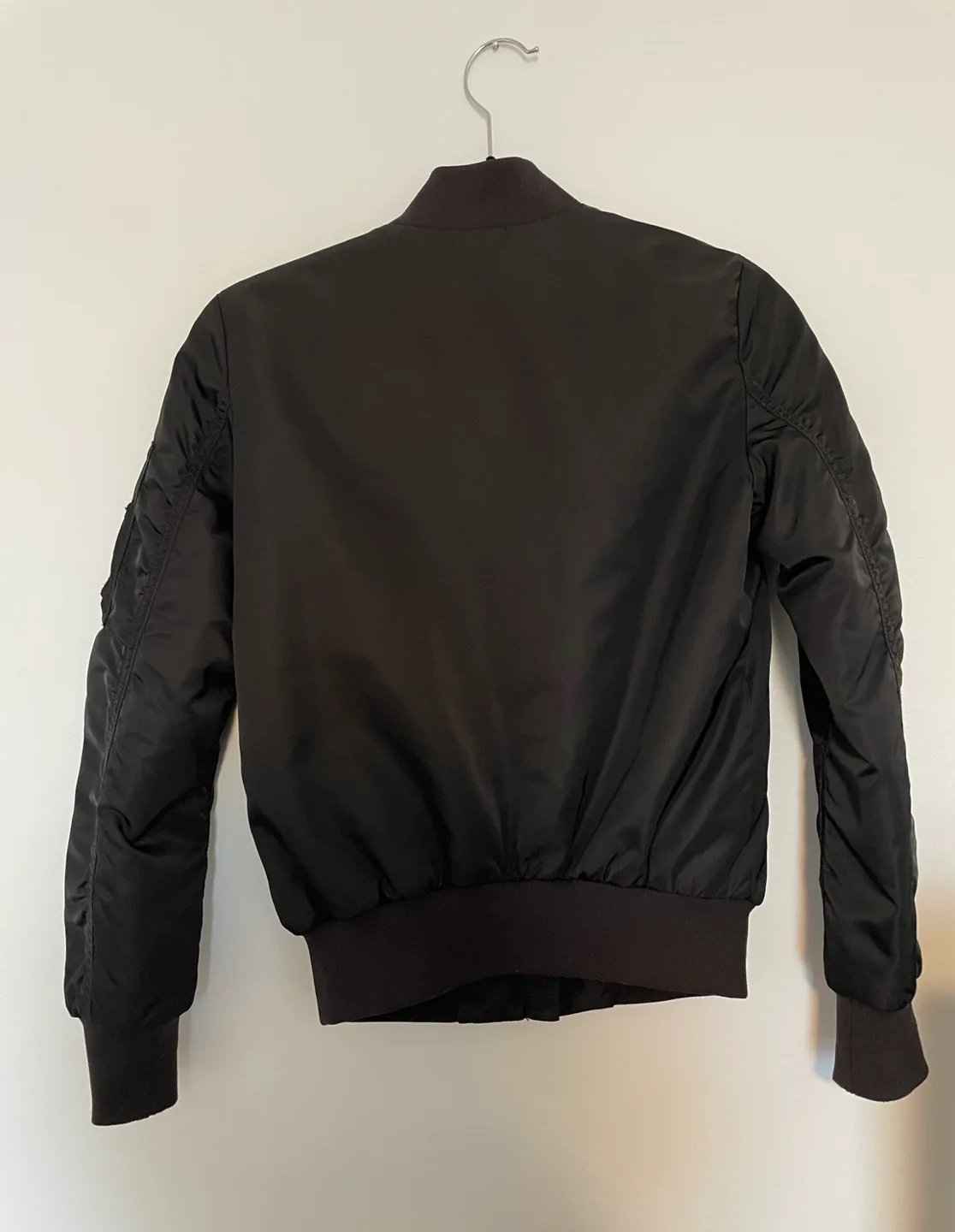 Final Price Drop ‼️ Aritzia Babaton Black Bomber Jacket image indicator(5)