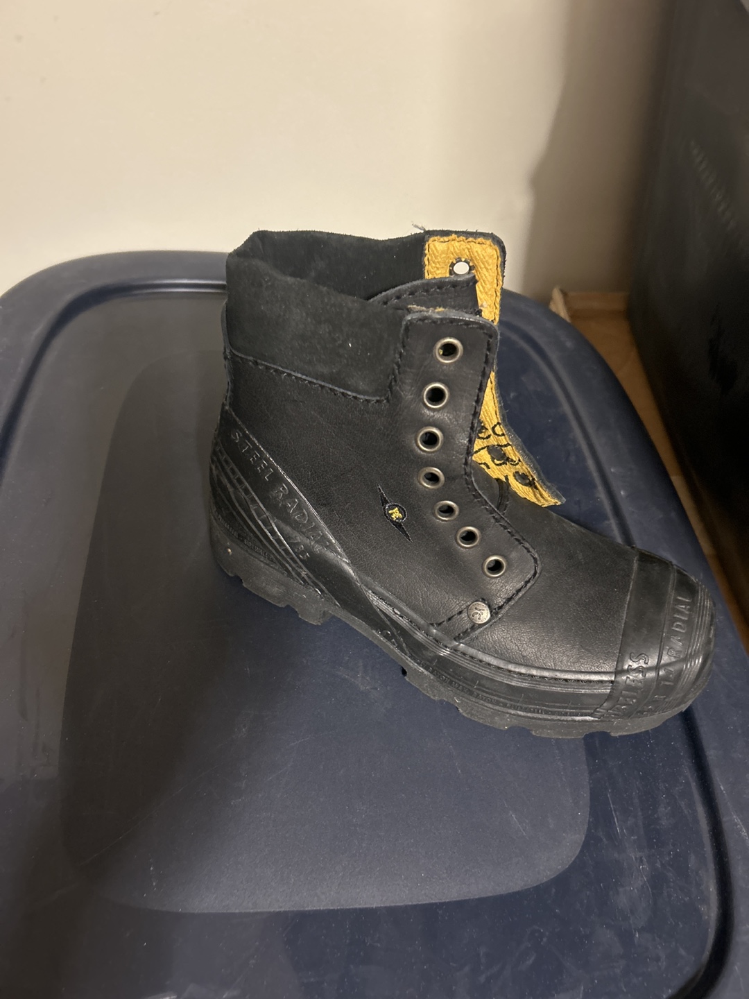 Yellow Cab Men's Black Leather Boots - photo 2
