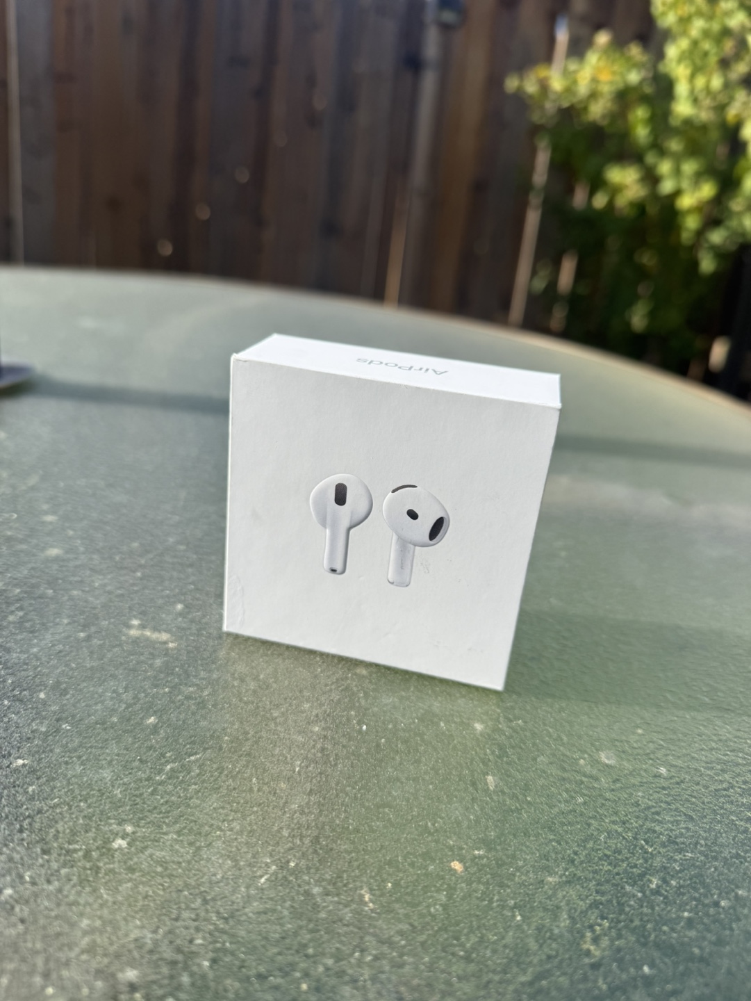 Apple AirPods 4 + Transparent Case With Apple Care + Apple music