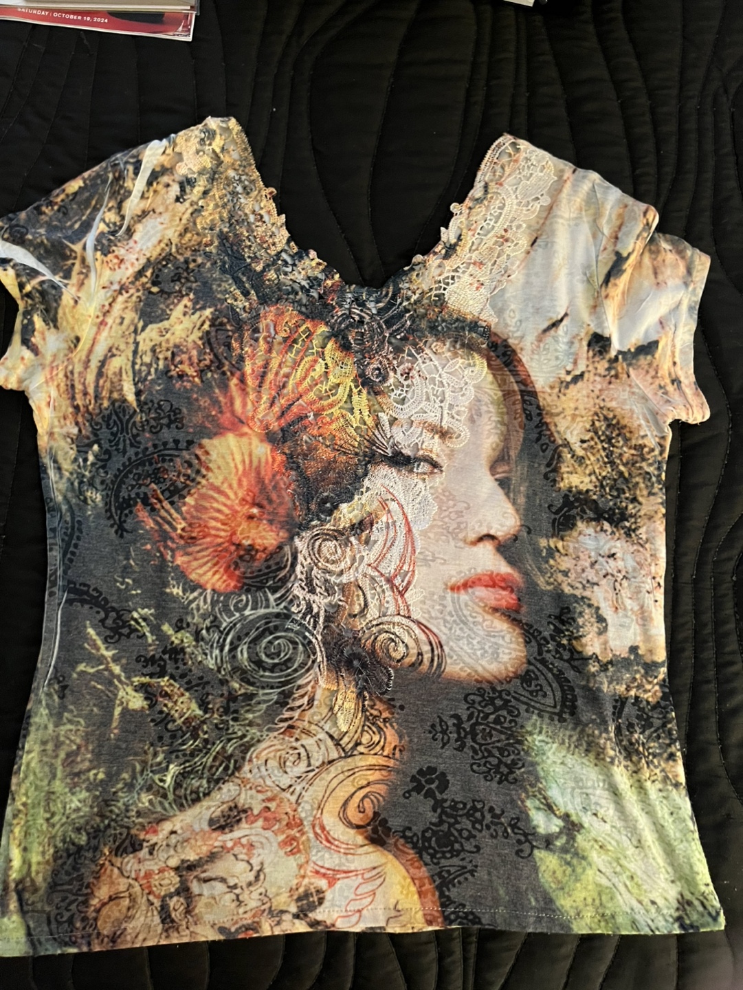 Laura Women's Graphic T-shirt