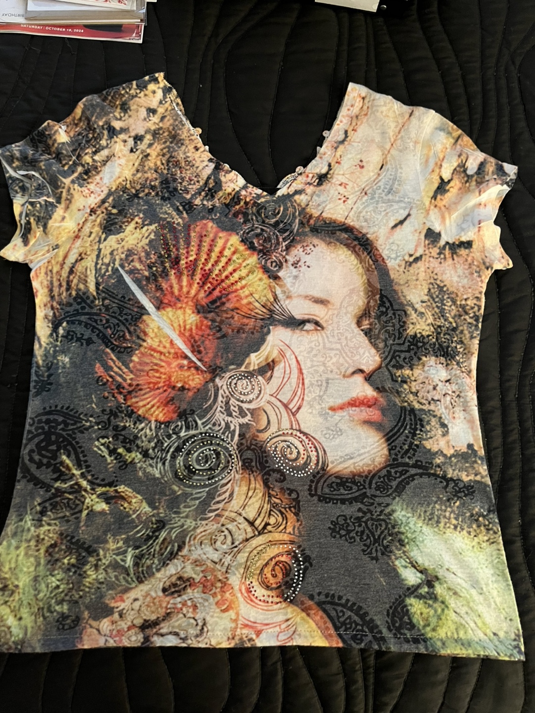 Laura Women's Graphic T-shirt - photo 2