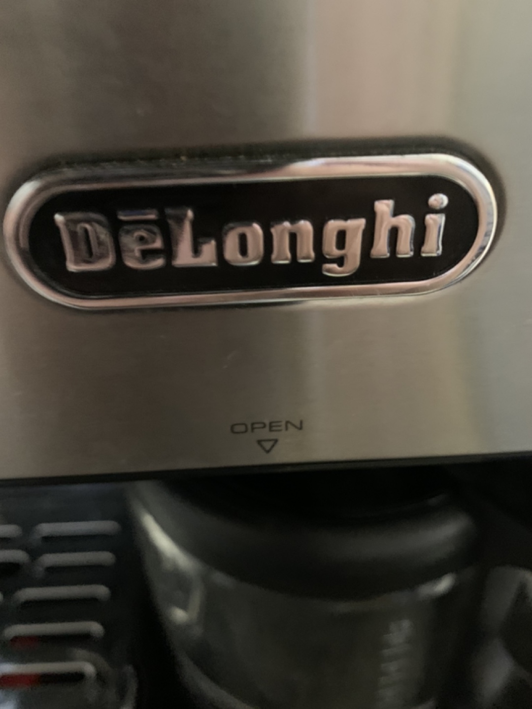 De'Longhi Espresso & Drip Coffee Maker