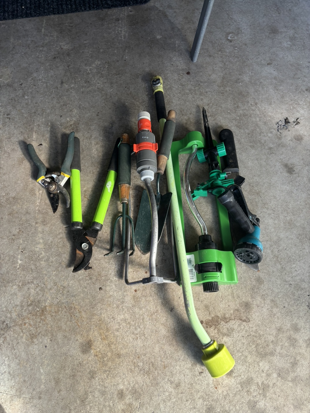 Lawn and garden tools
