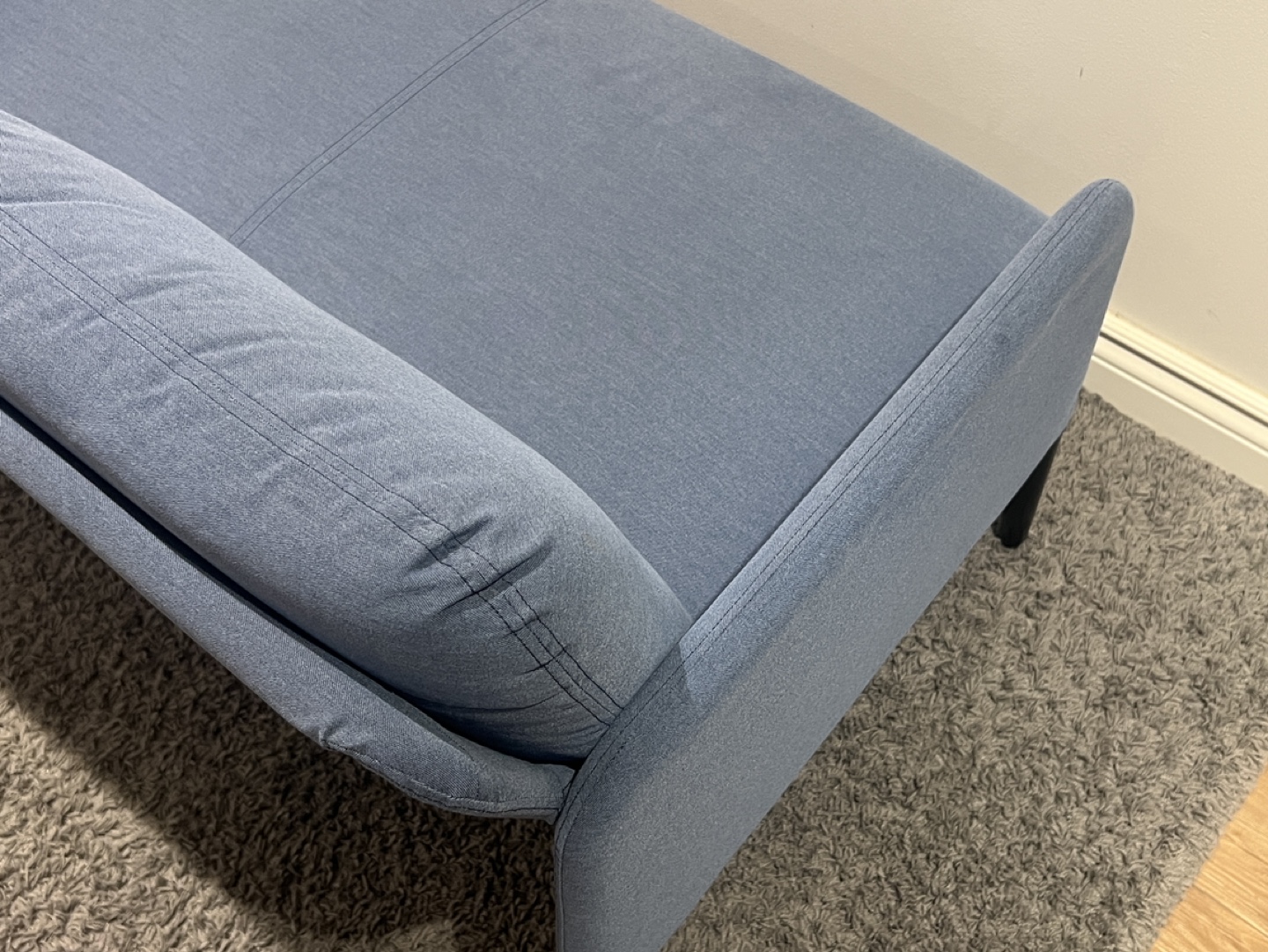 Blue loveseat couch - photo 4