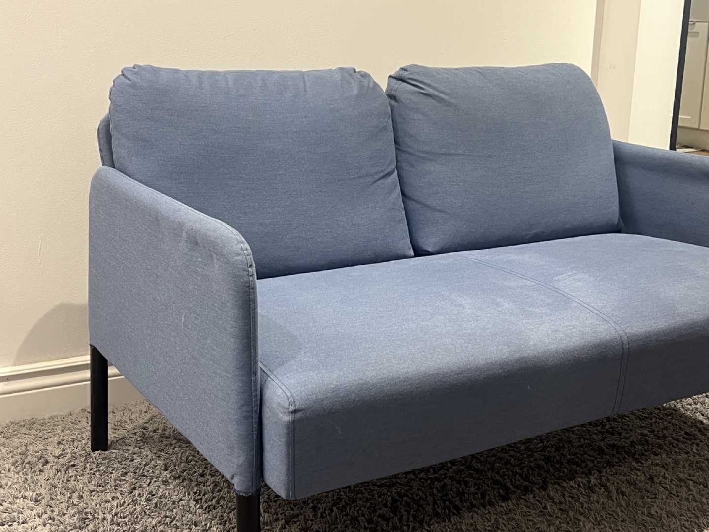 Blue loveseat couch - photo 3