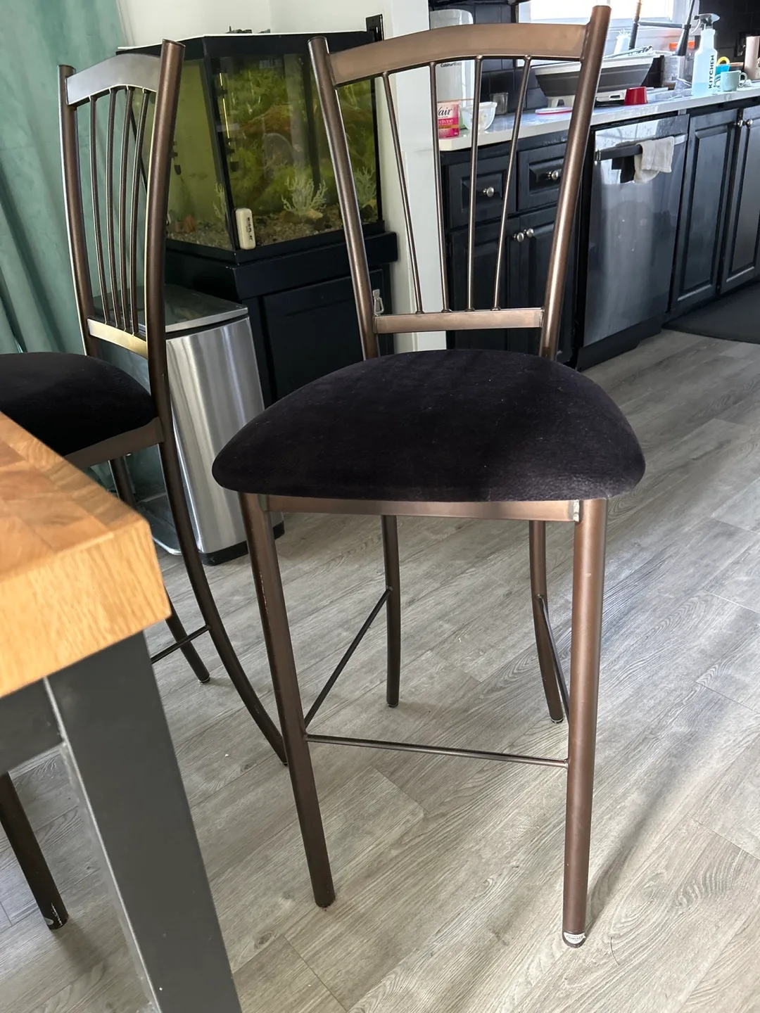 Set of 2 Bar Stools image indicator(2)