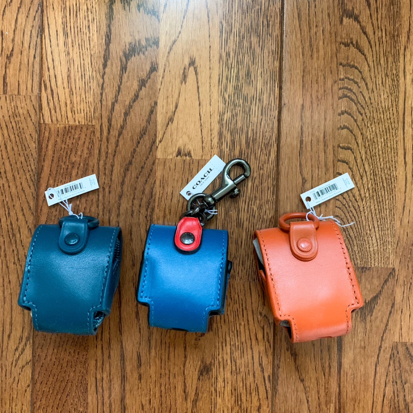 Brand New Coach Airpods Case - photo 2