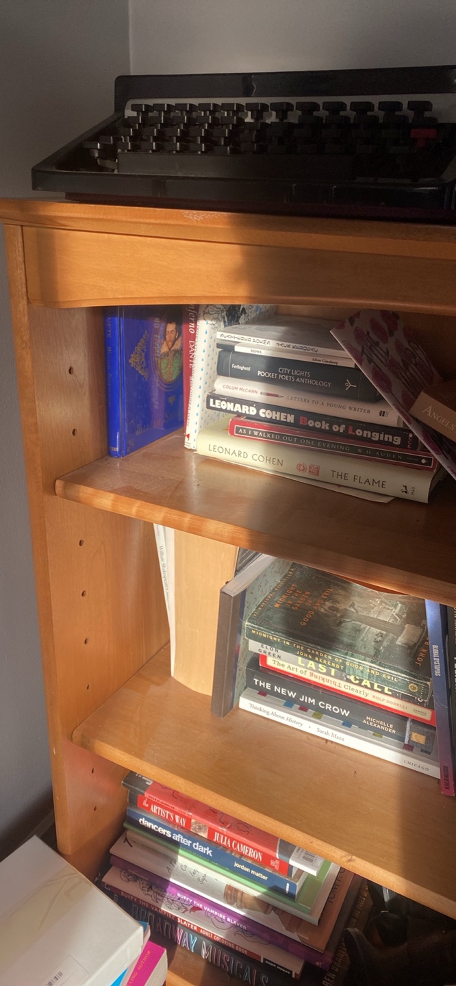 Wooden Bookshelf - photo 2
