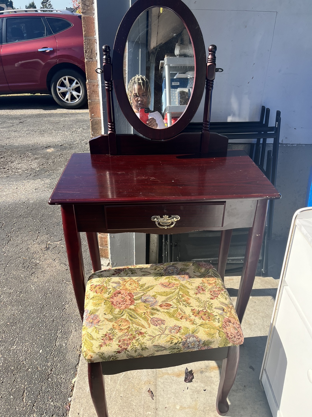 Vanity Set with Stool and Mirror - photo 4