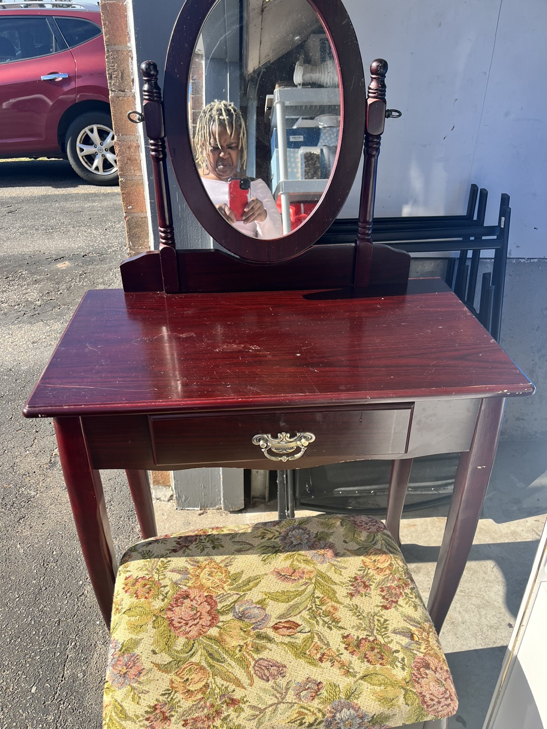 Vanity Set with Stool and Mirror - photo 3