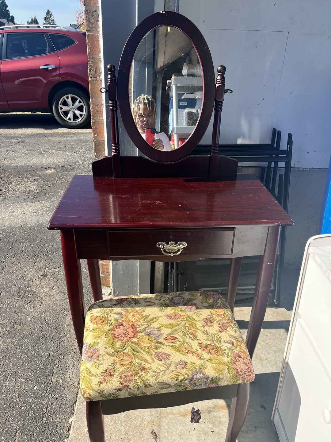 Vanity Set with Stool and Mirror - photo 5