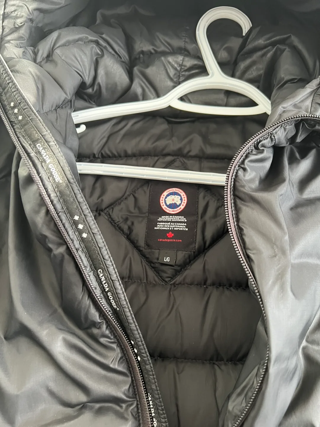 Canada Goose Black Down Jacket image indicator(3)