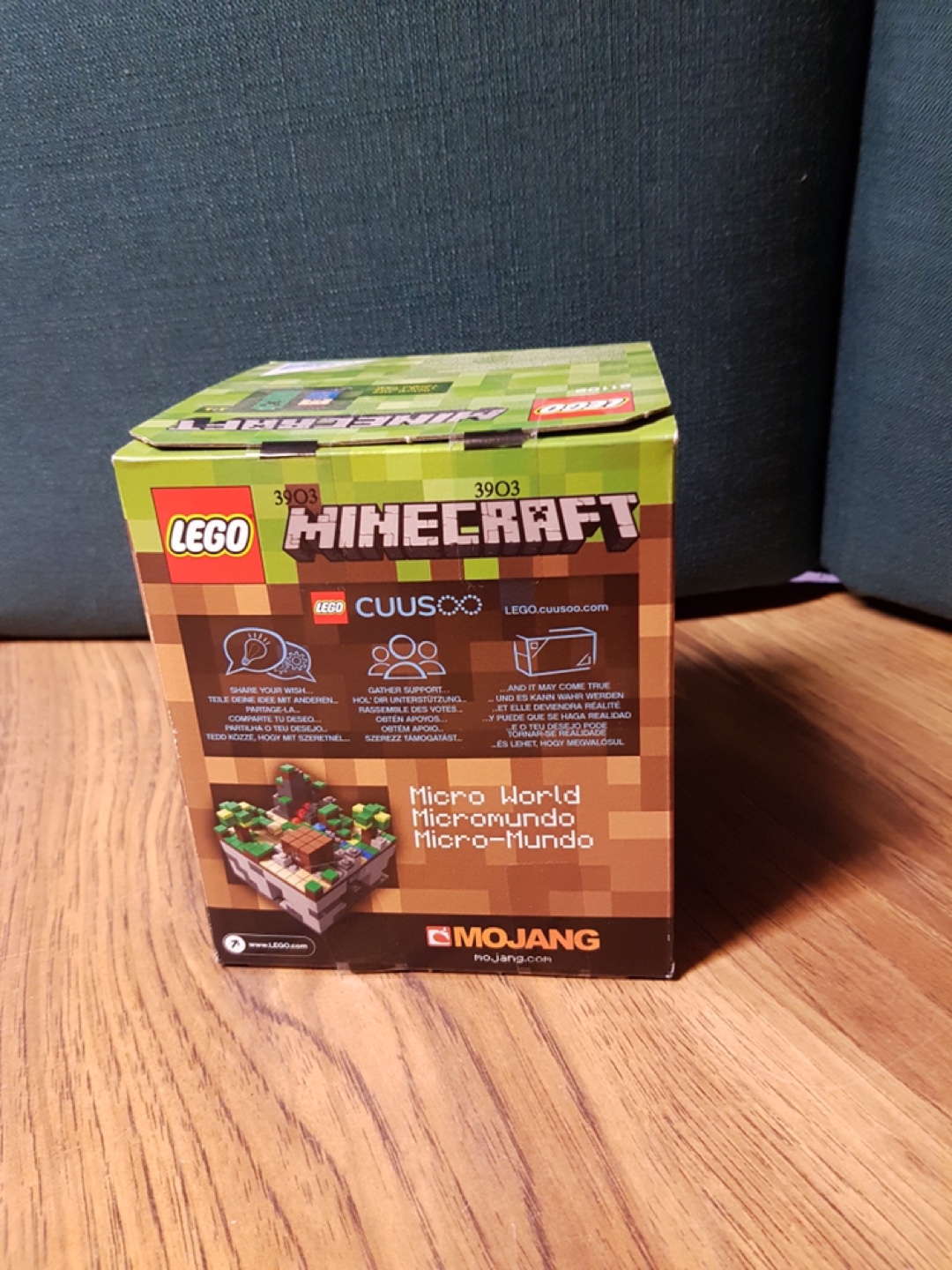 LEGO Minecraft Micro World #21102 - photo 2