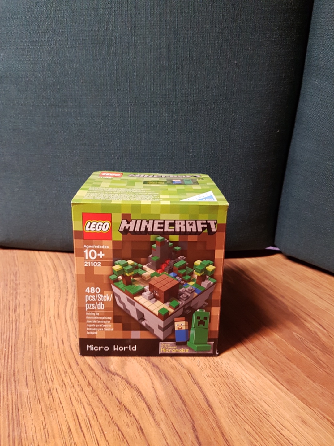 LEGO Minecraft Micro World #21102
