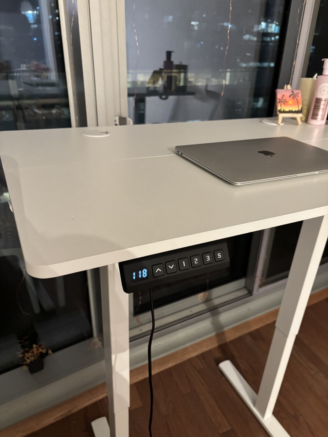 White Electric Standing Desk - photo 3