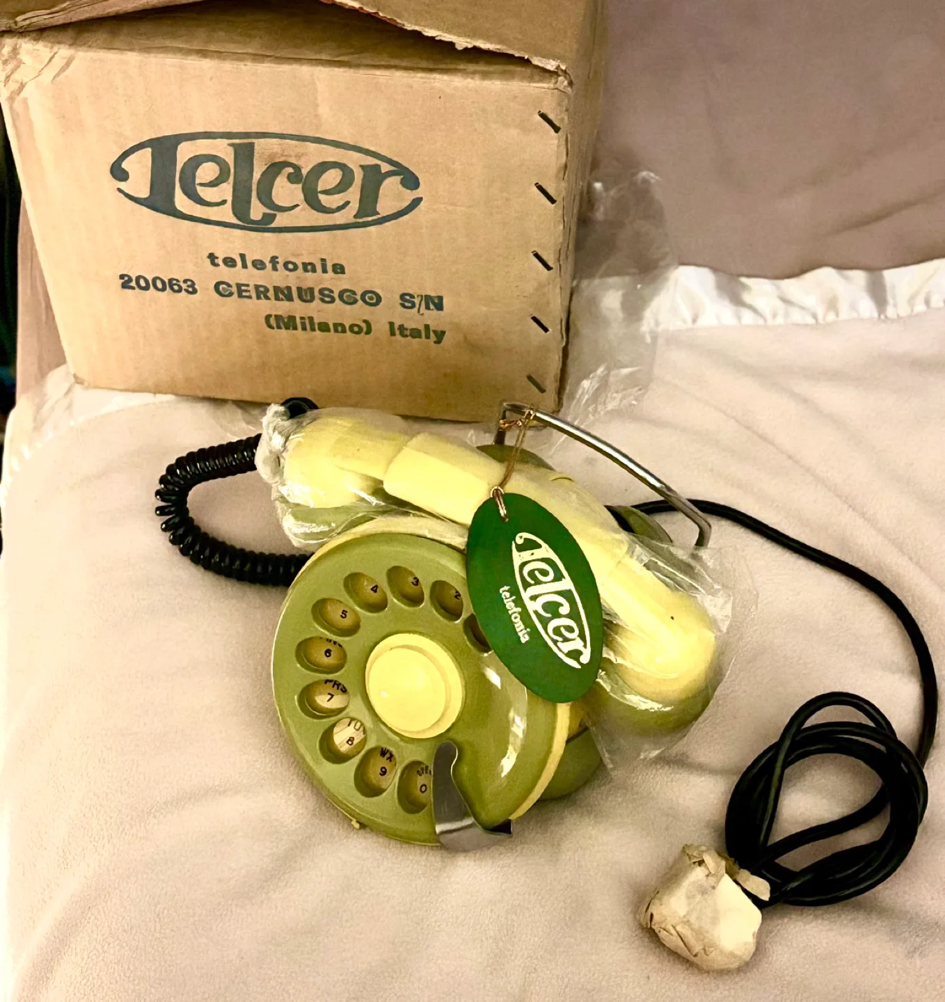 Vintage Telcer Rotary Dial Phone