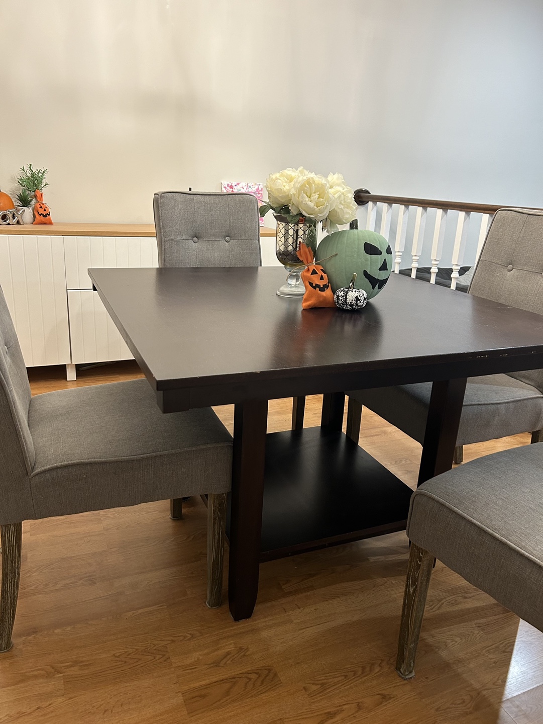 Square Dining Table - photo 3