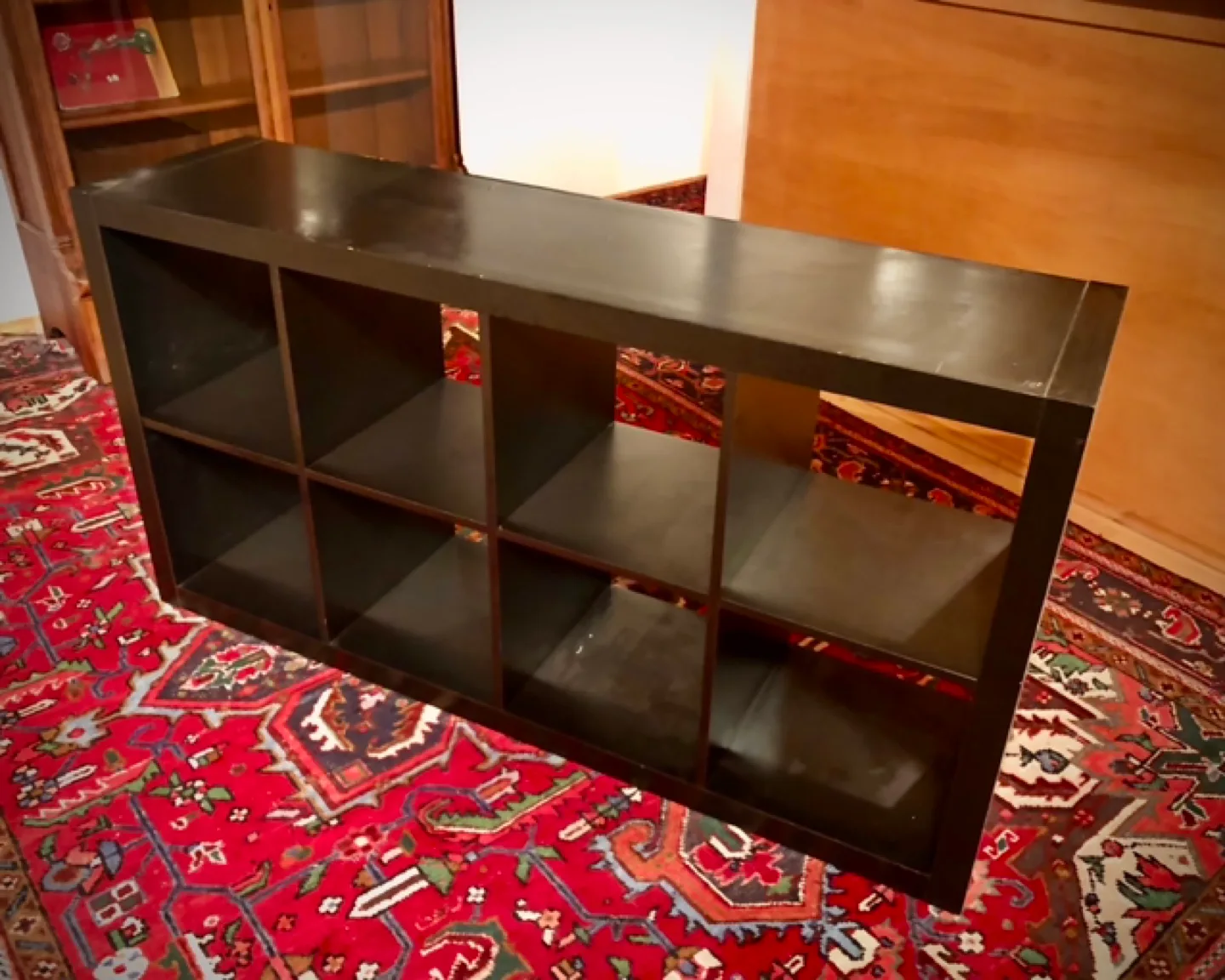 IKEA Kallax 8 cube shelf unit image indicator(2)