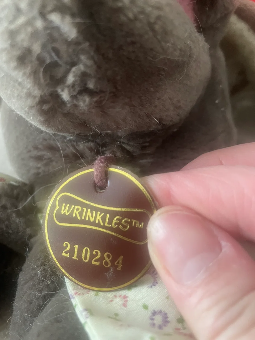 Wrinkles Plush Dog Hand Puppet image indicator(3)