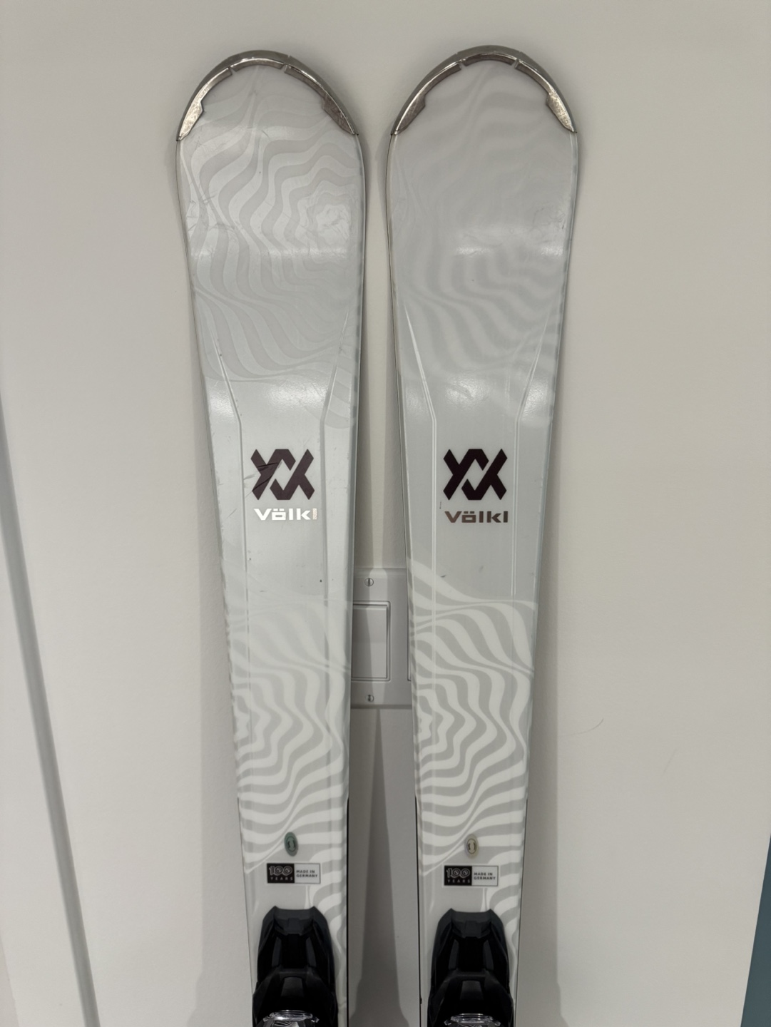 Volkl Flair 76 Elite Skis - photo 5