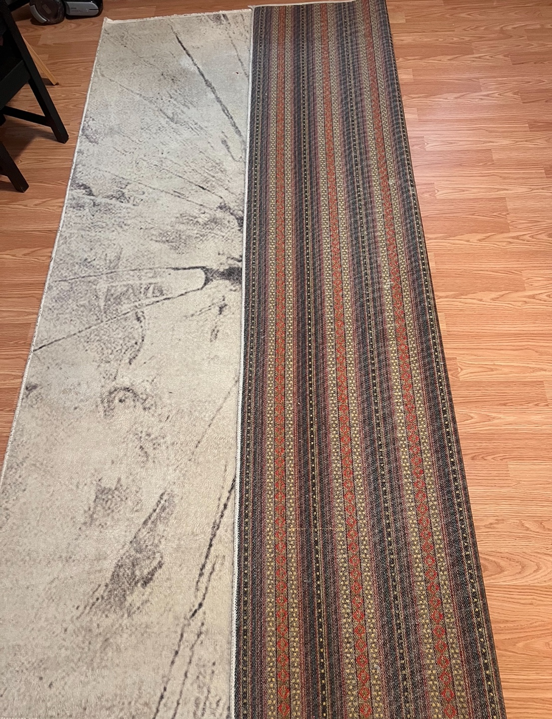 Abstract Area Rug - photo 2