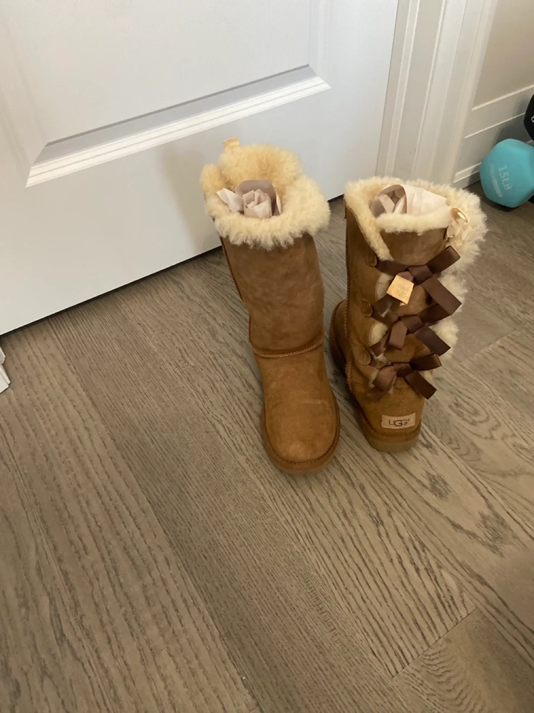 UGG Brown Bow Boots image indicator(3)