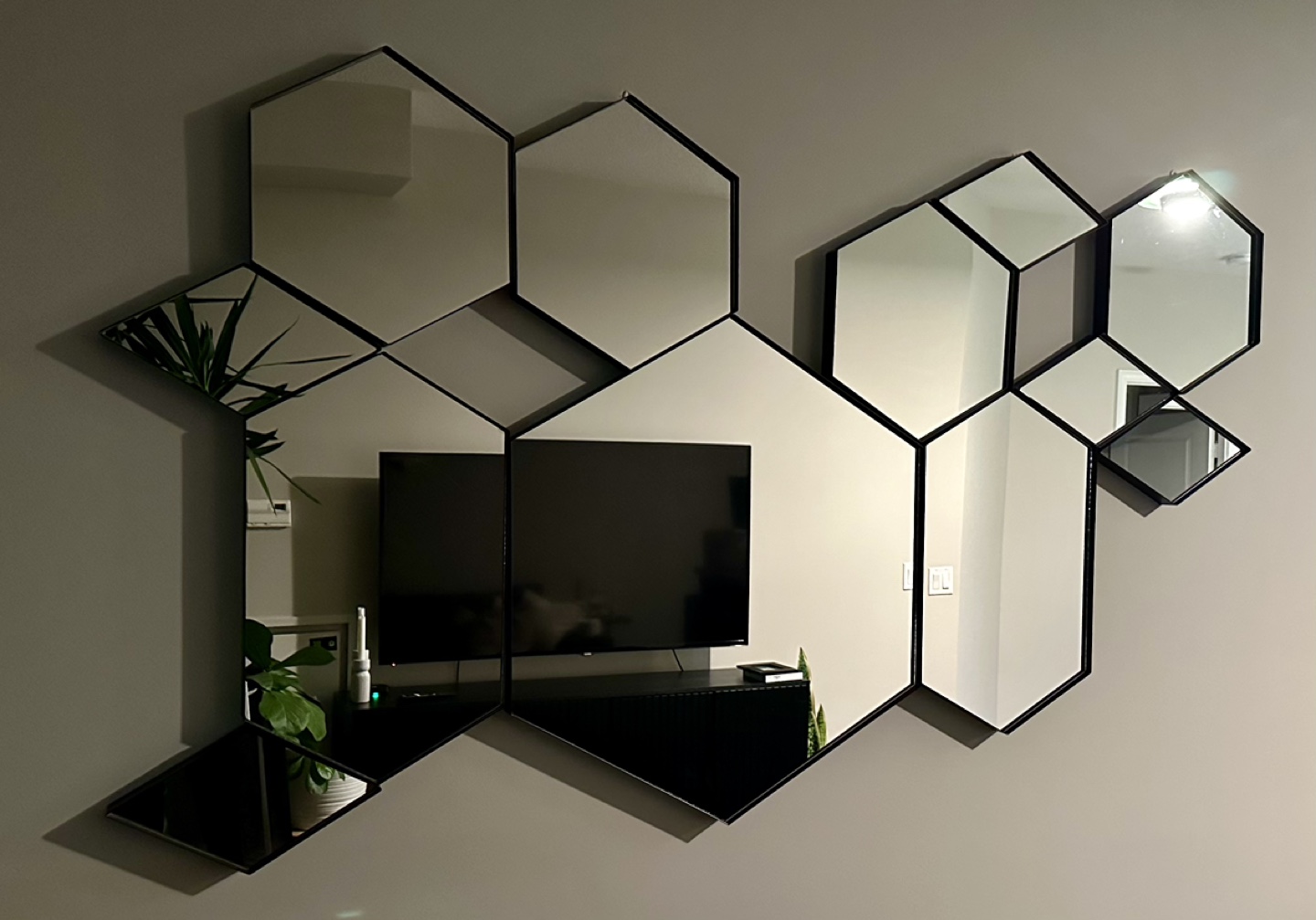 EQ3 Hex Mirror - photo 2
