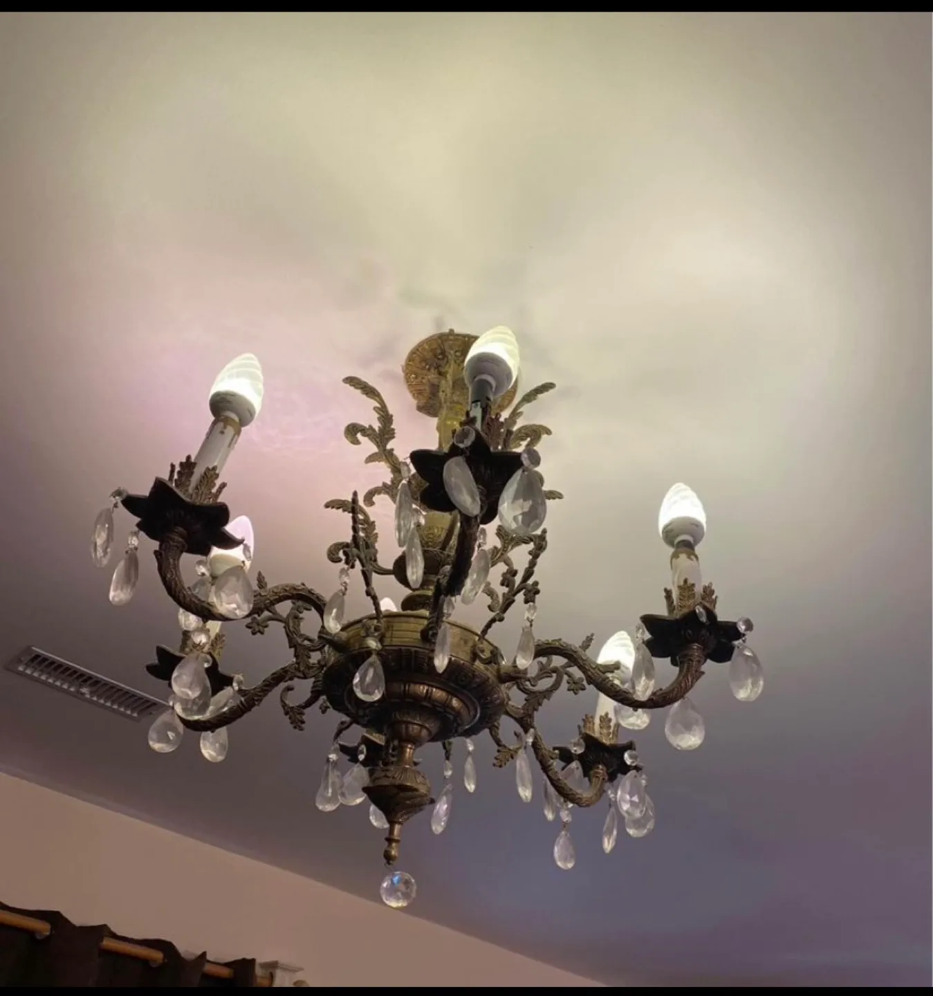 Brass Crystal Chandelier image indicator(2)