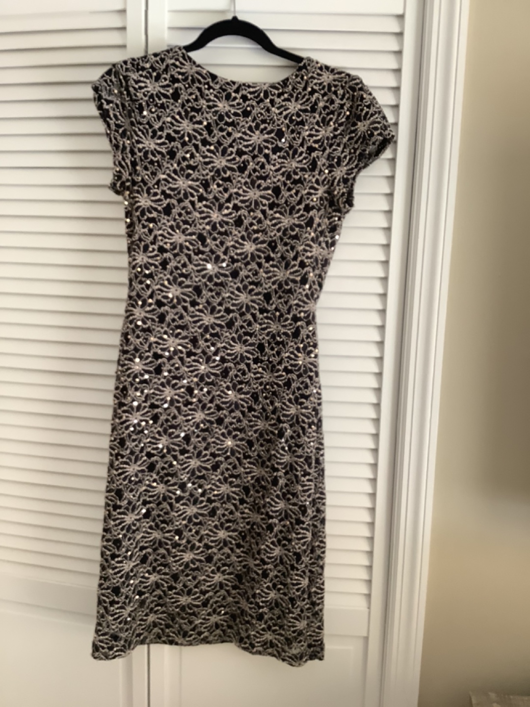 Black and Silver Sequin Dress - photo 2