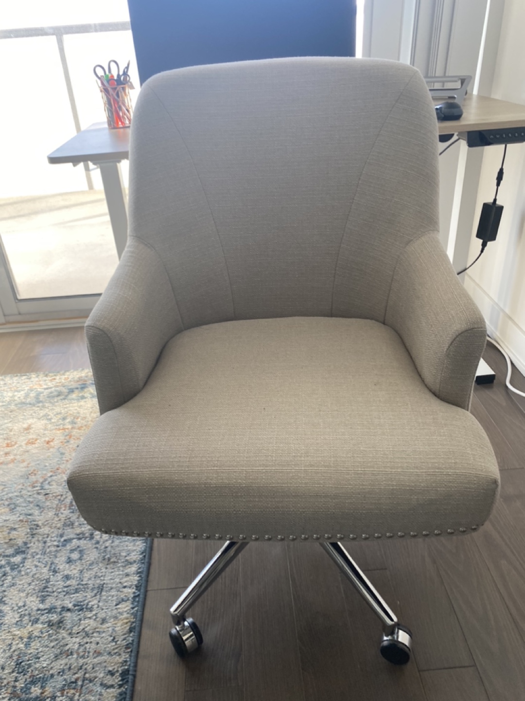 Standing desk and chair - photo 3