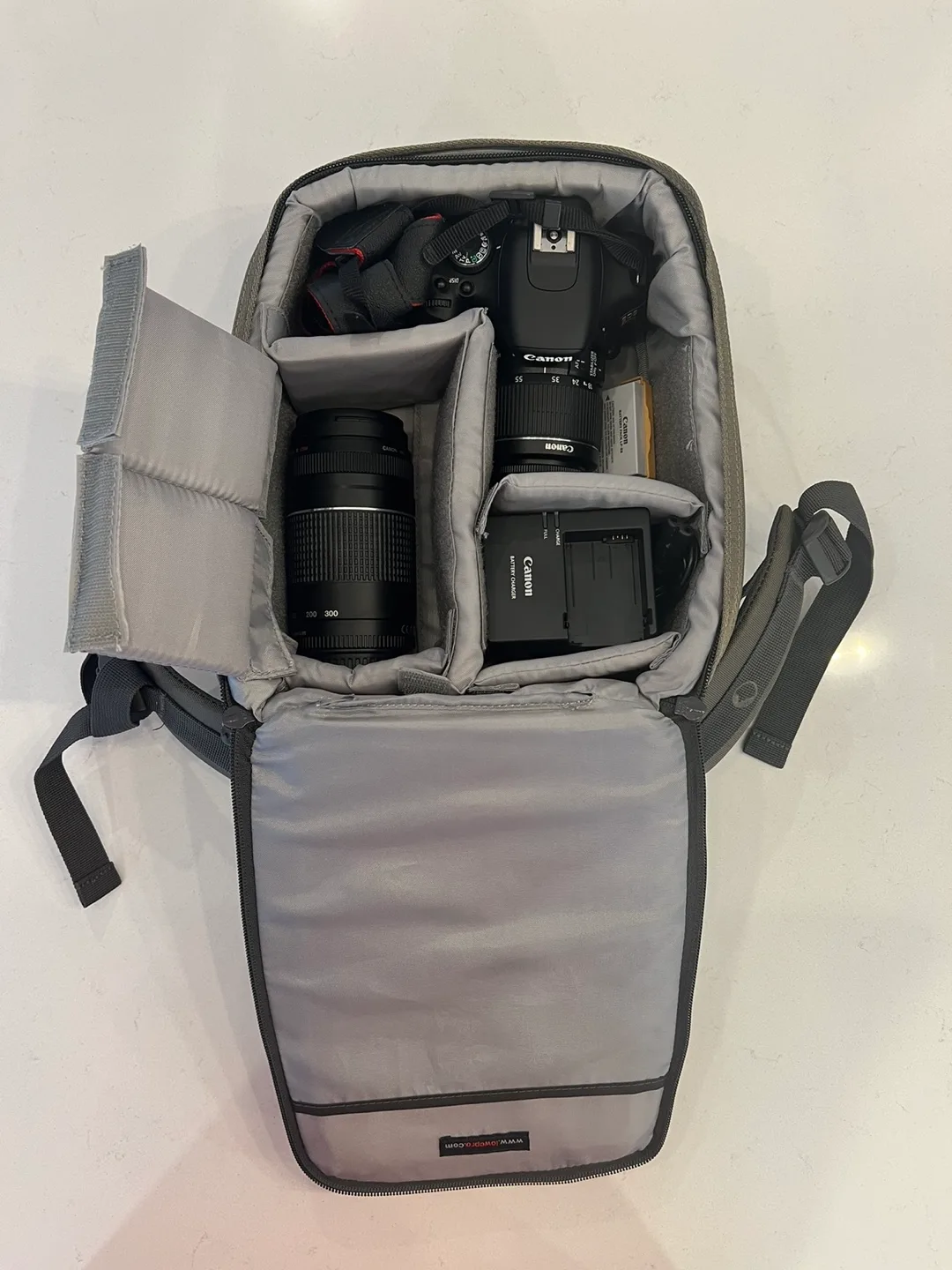 Canon EOS Rebel T3i Camera with 75-300mm len image indicator(6)