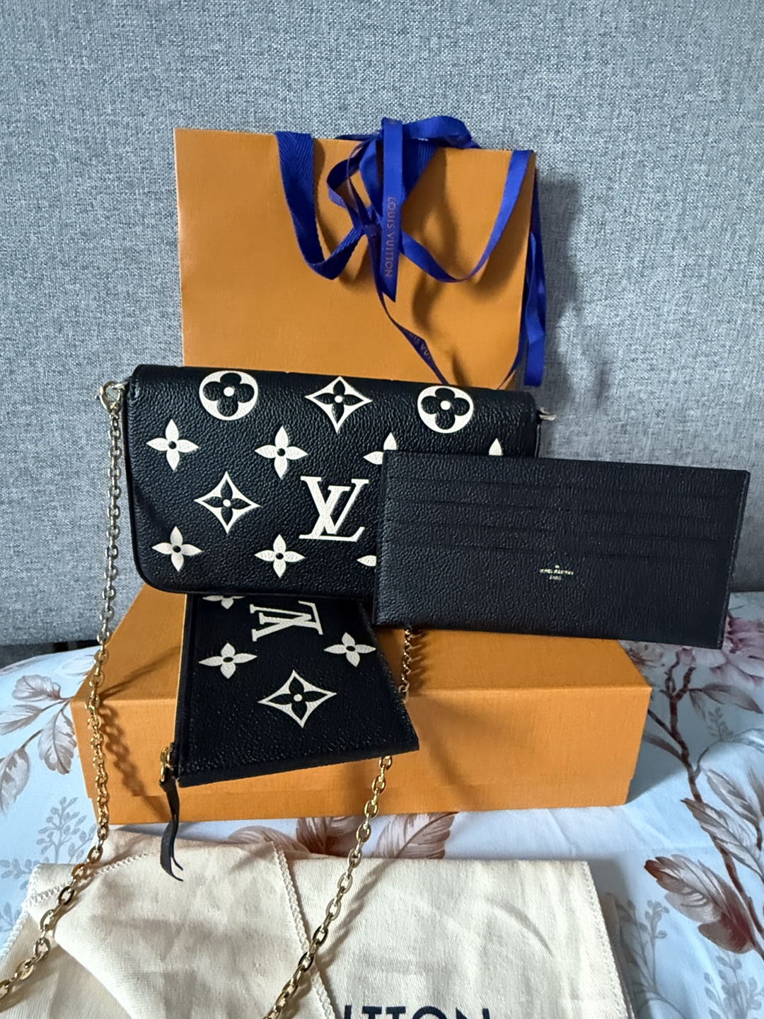 Louis Vuitton Felicie Pochette Black/Beige - photo 3