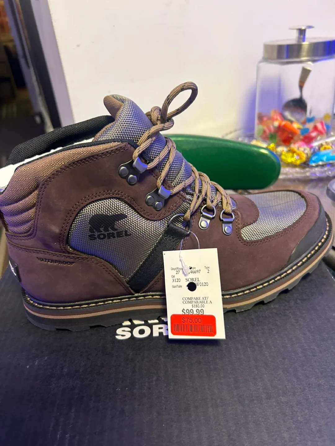 $ 25 LAST PRICE  Sorel Men's Conquer Lay Waterproof Hiking Boots image indicator(4)