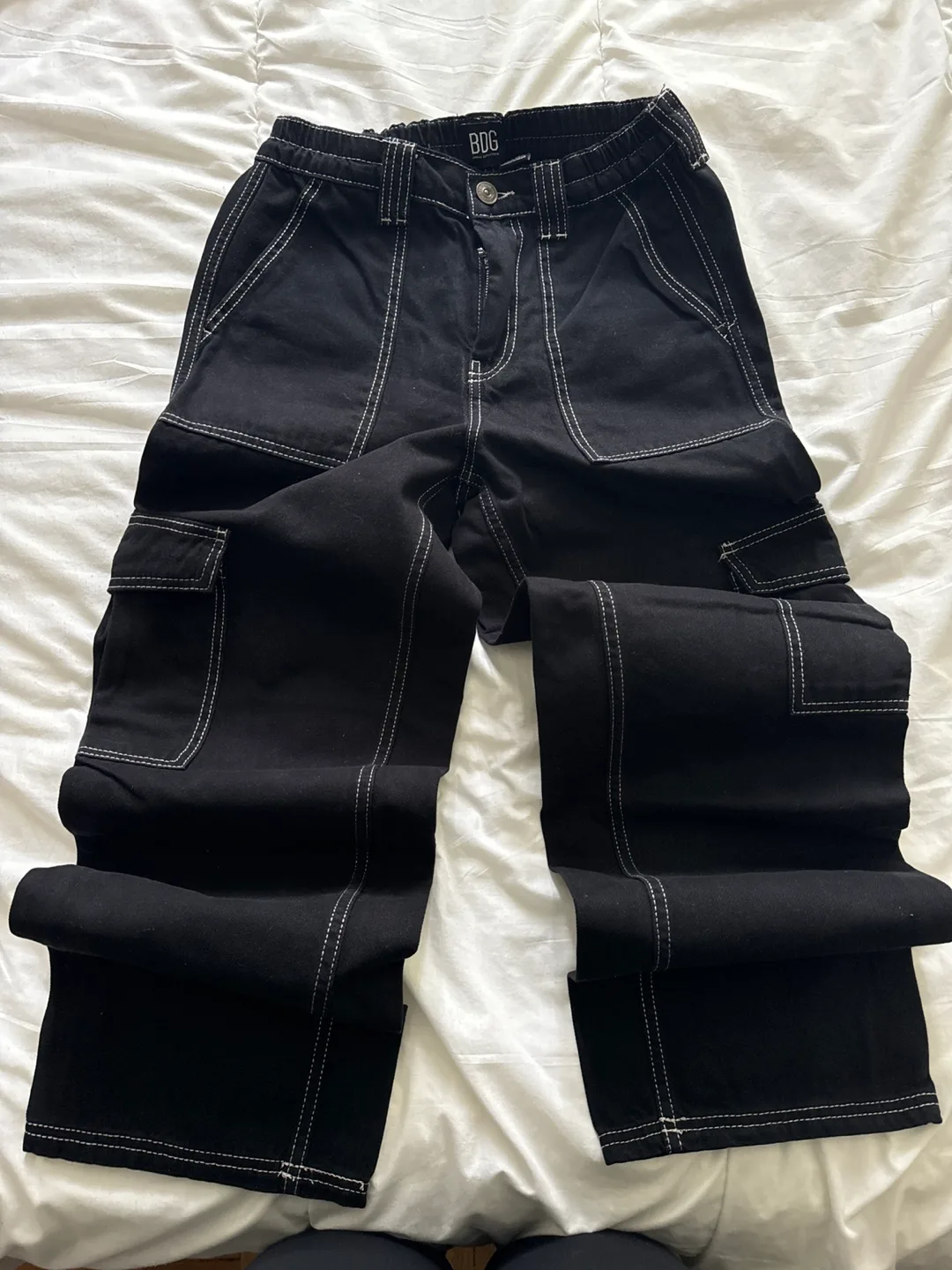 BDG Urban Outfitters Black Cargo Pants image indicator(3)