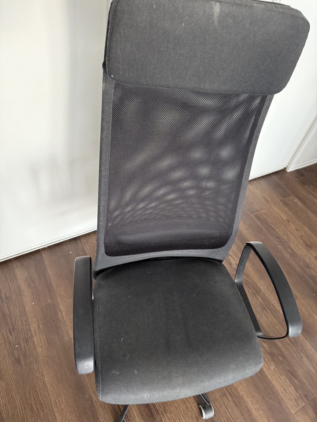 Office Chair with Headrest #freecycle - photo 2