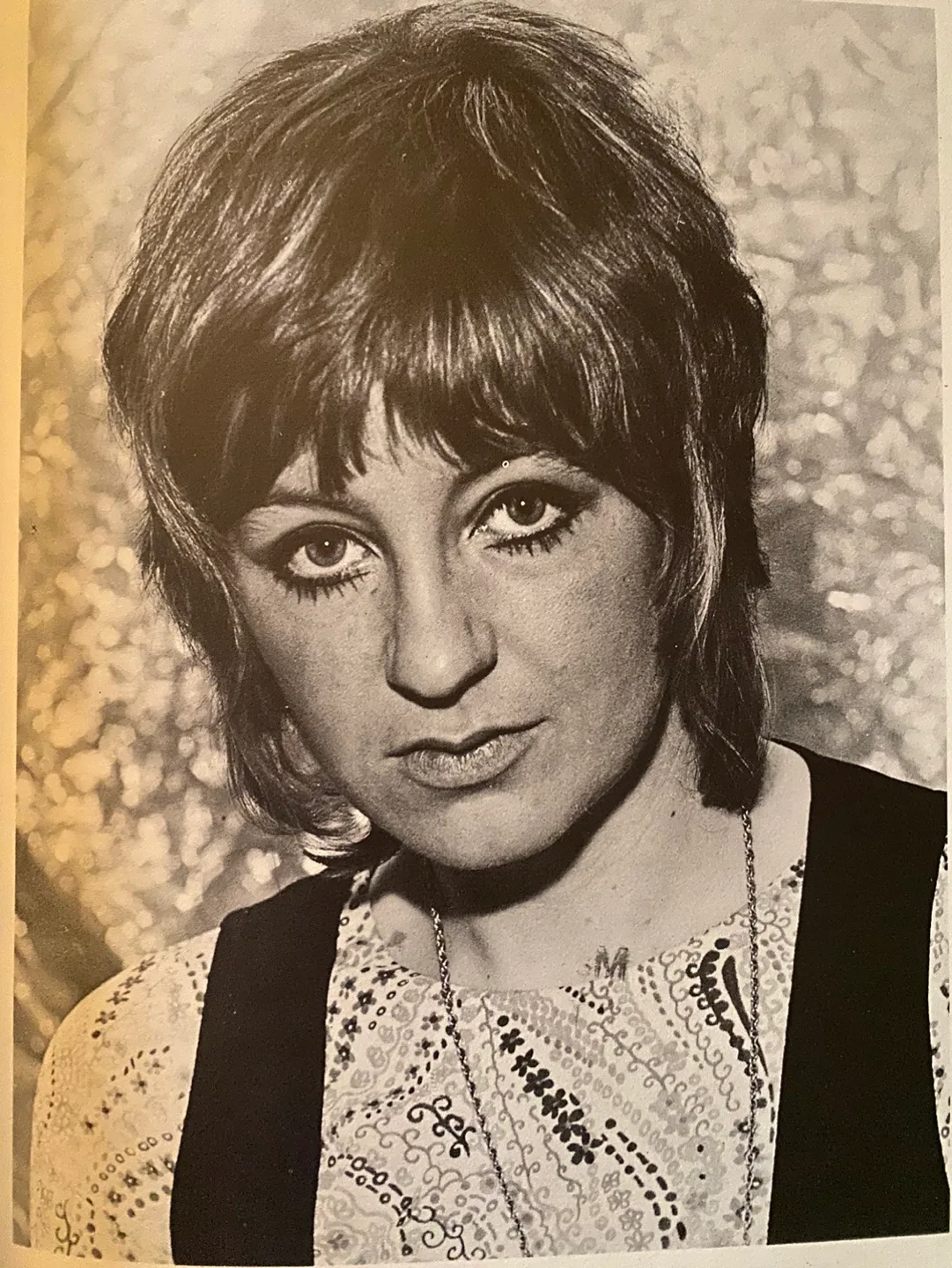 Fleetwood Mac Books (2) image indicator(6)