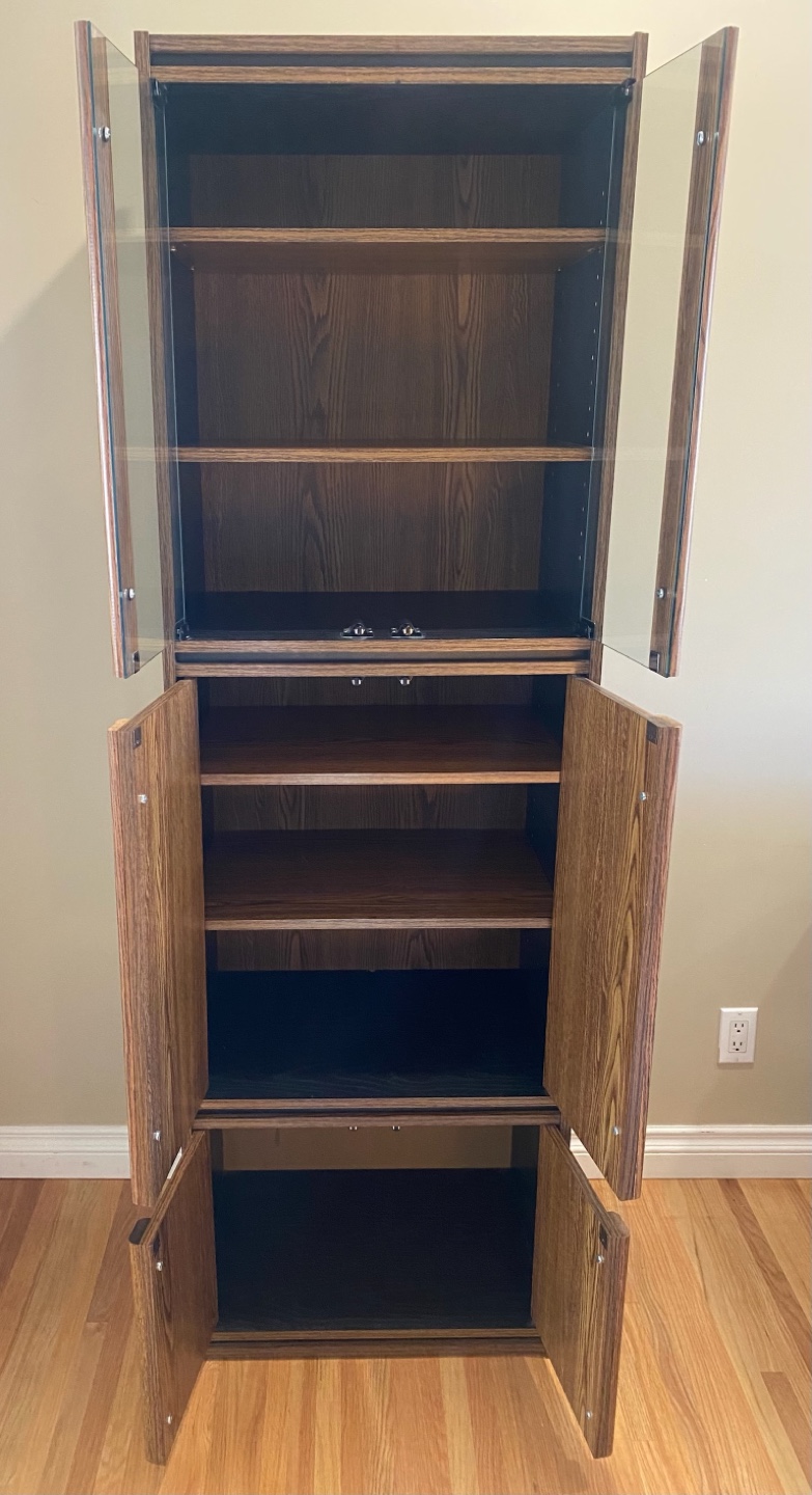 CABINET WITH GLASS DOORS - photo 3