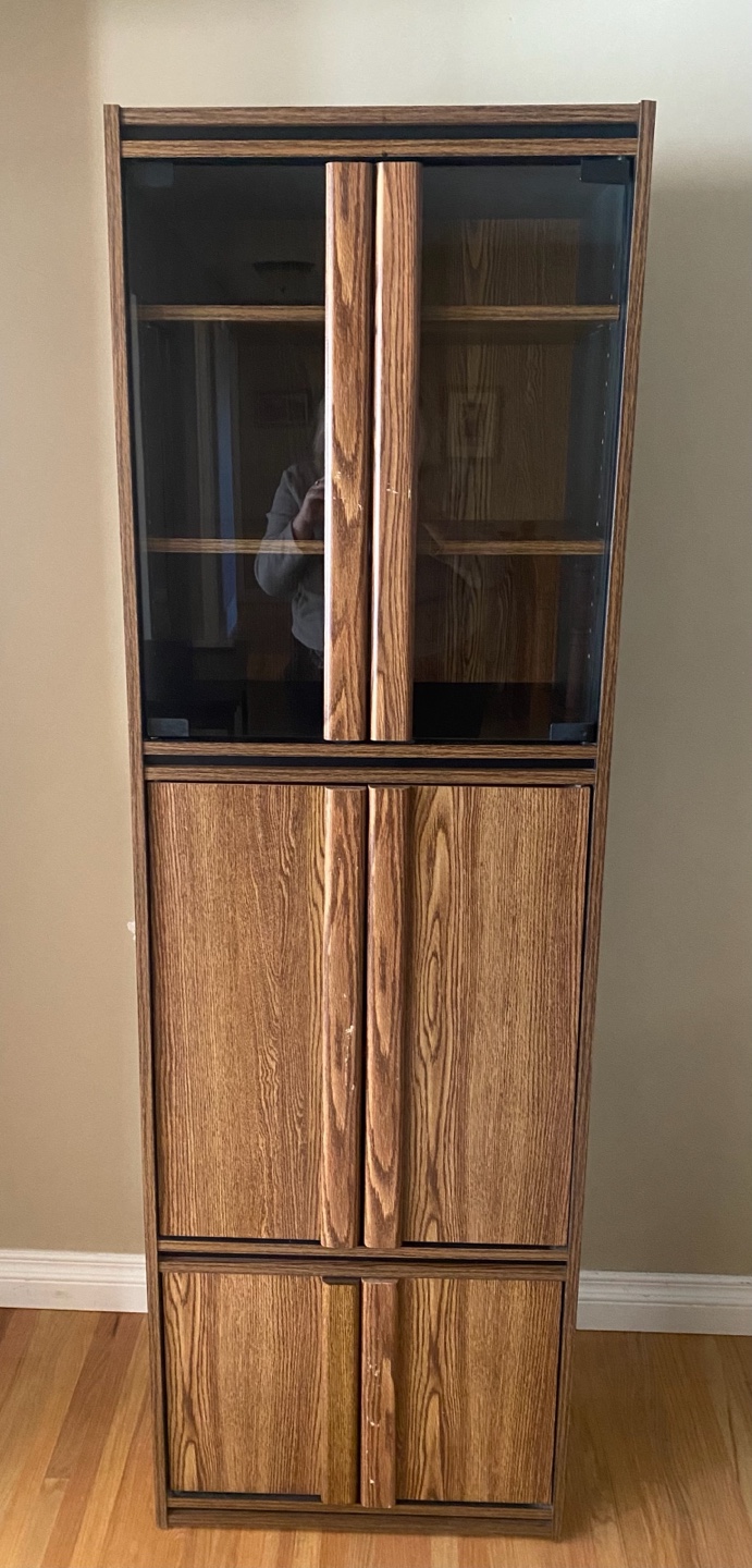 CABINET WITH GLASS DOORS - photo 2