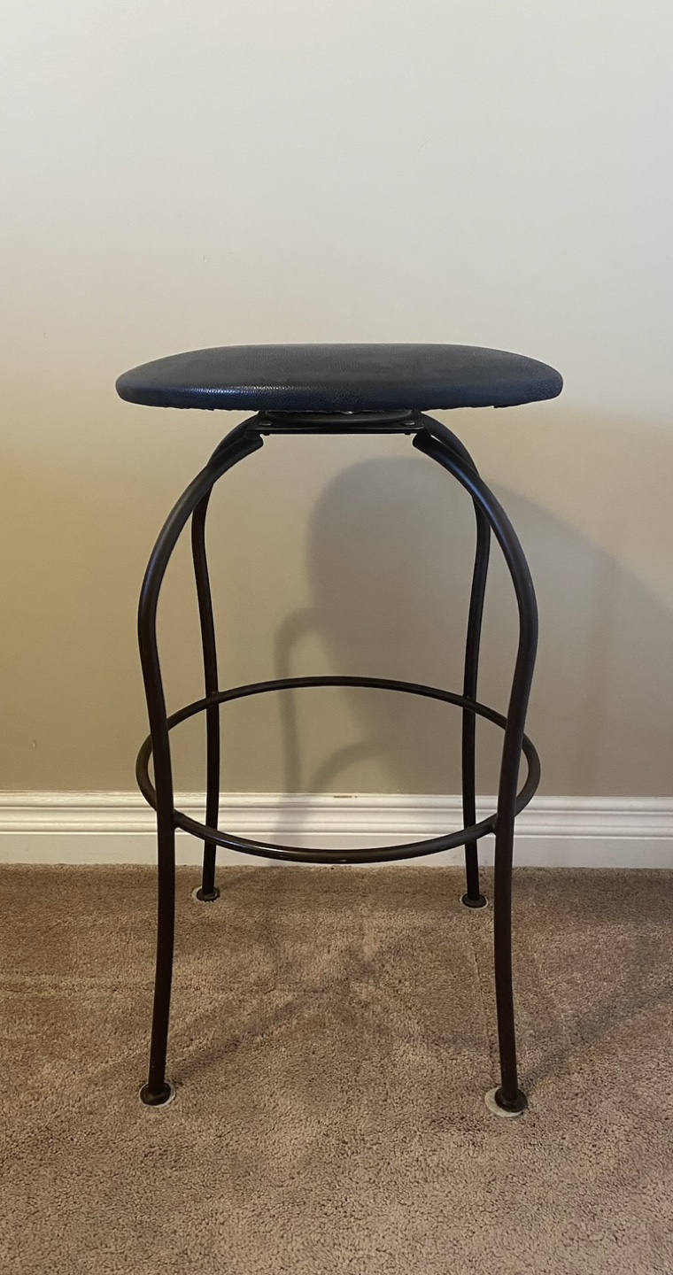 BAR STOOL