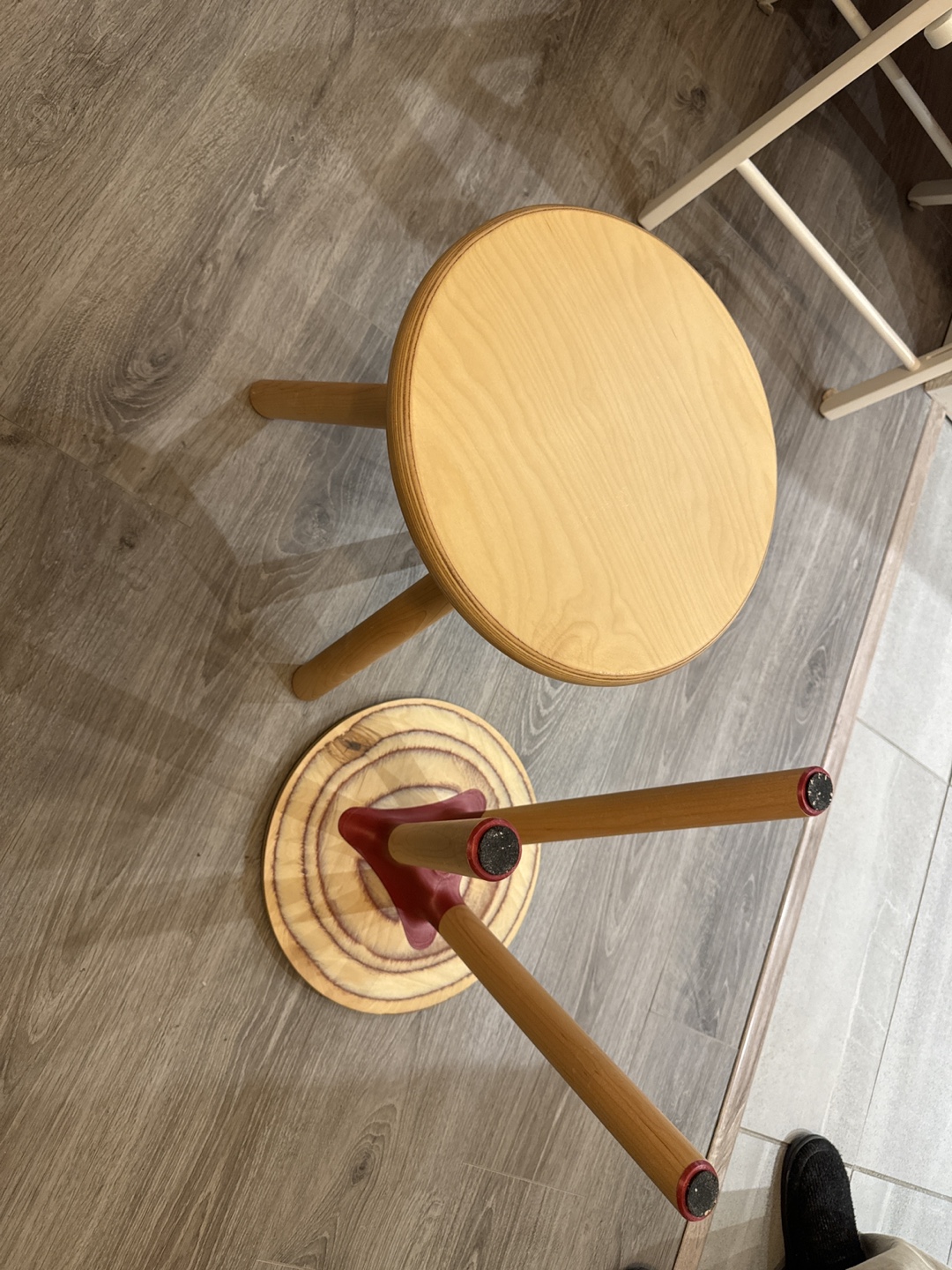 2 Wooden Stool