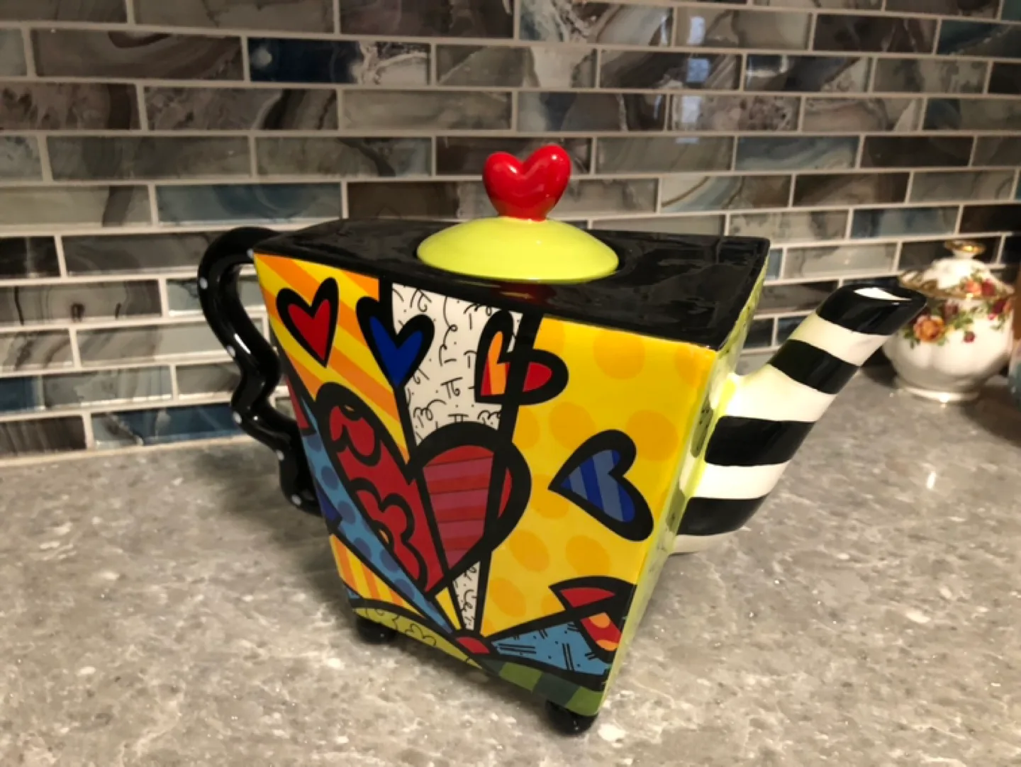 Designer Romero Britto Teapot image indicator(4)