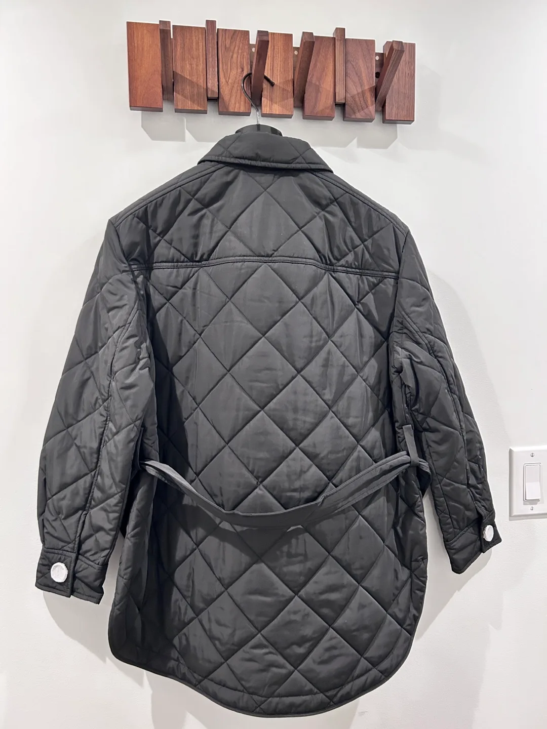 Black Quilted Jacket with Belt image indicator(3)