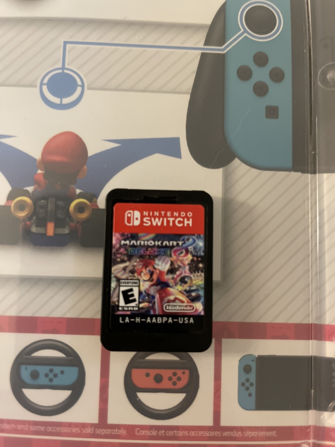 Mario Kart 8 Deluxe Nintendo Switch Game - photo 3