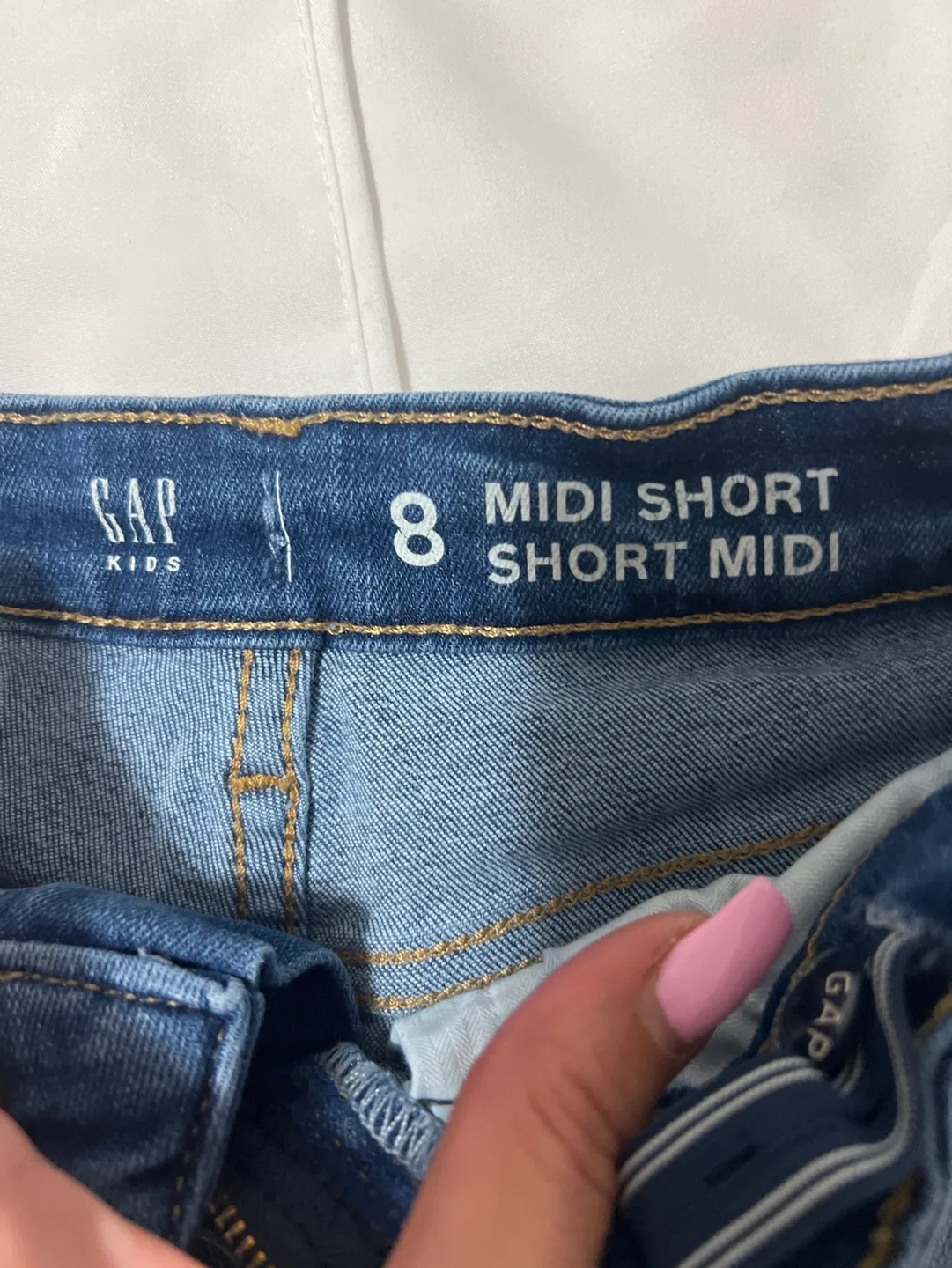 Gap Kids Floral Denim Shorts Size 8 image indicator(3)