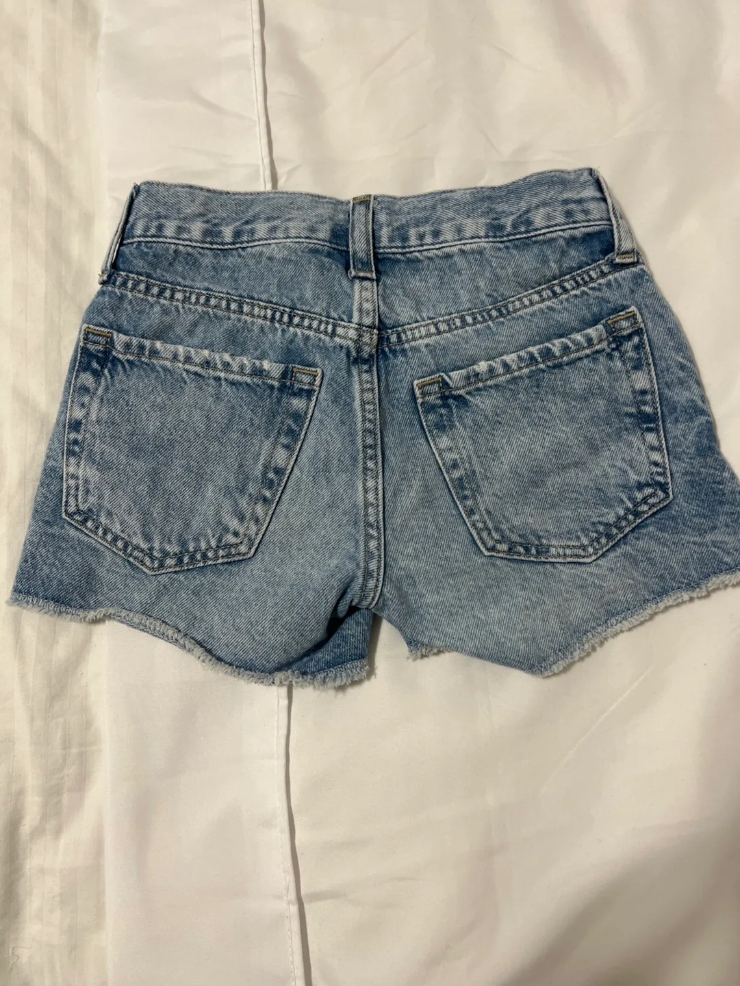 Gap Girls Denim Shorts Size 8 image indicator(2)