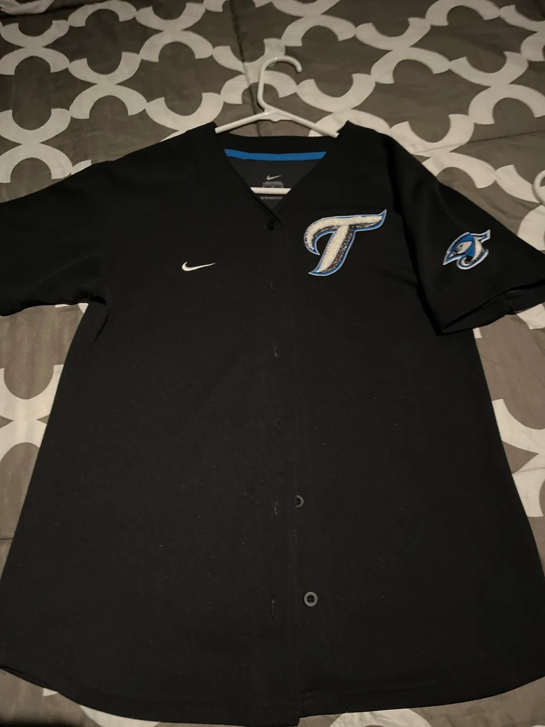 Toronto Blue Jays Nike Jersey image indicator(2)