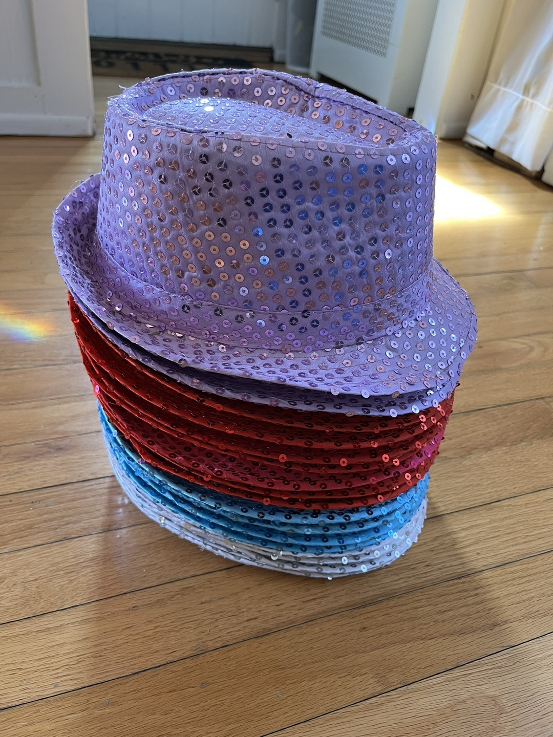 18 ssequin hats, multiple colors
