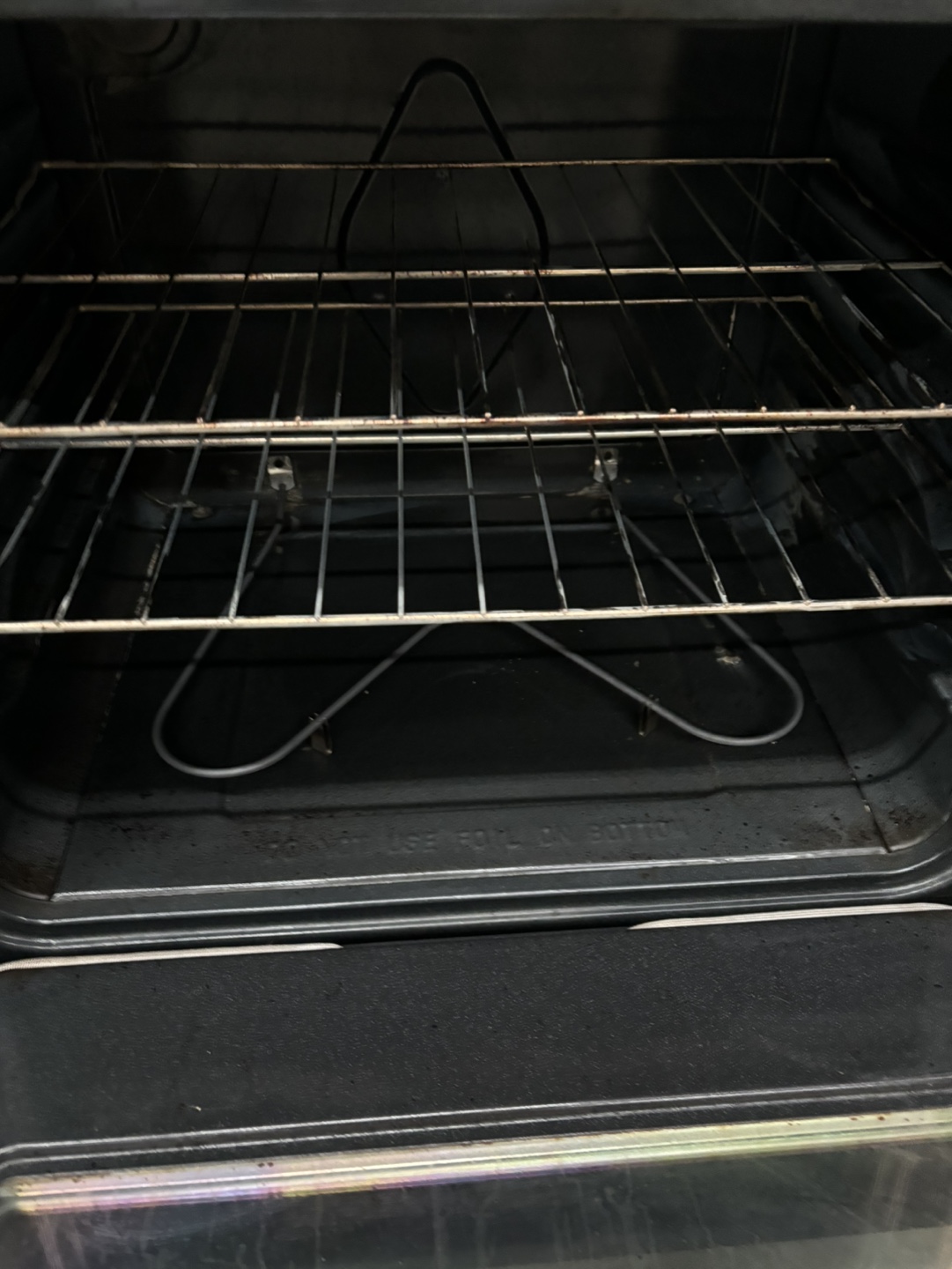 Frigidaire Electric Stove - photo 2